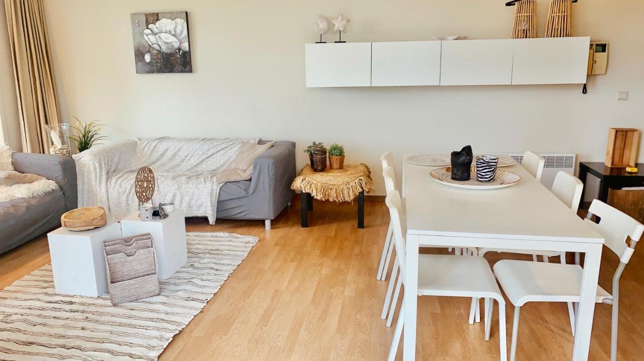 Ruim, Lichtrijk Appartement Met Groot Terras Uitstekend Gelegen In Де-Панне Екстер'єр фото