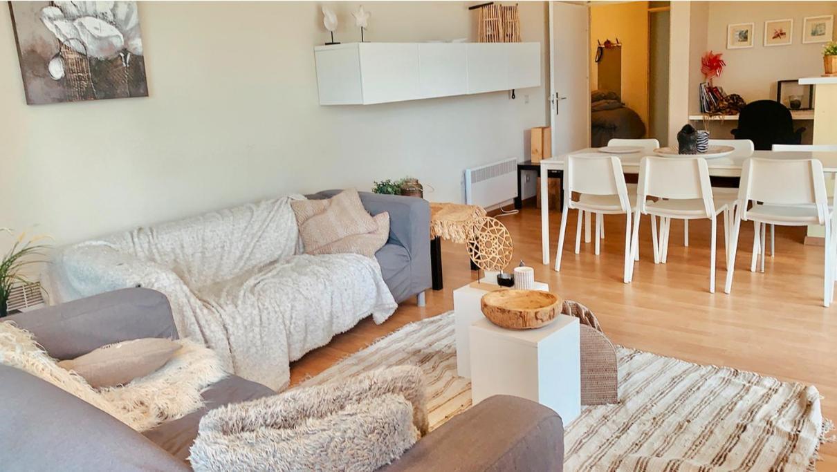 Ruim, Lichtrijk Appartement Met Groot Terras Uitstekend Gelegen In Де-Панне Екстер'єр фото